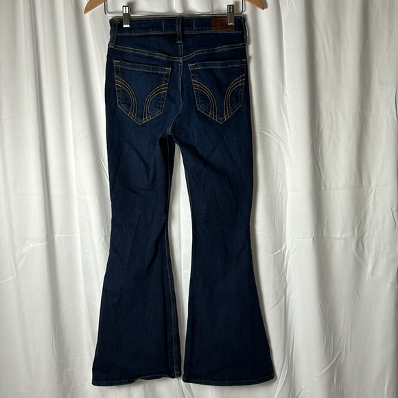 Hollister High Rise Flare Dark Wash Jeans with Stretch Jeans Size 4 Short (27 S) - Picture 4 of 12